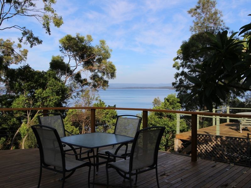 352 Dobell Drive, Wangi Wangi NSW 2267