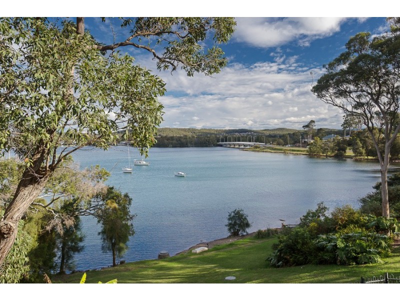 10 Blandford Street, Fennell Bay NSW 2283