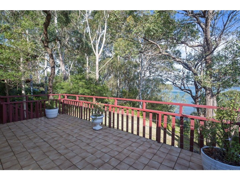 10 Blandford Street, Fennell Bay NSW 2283