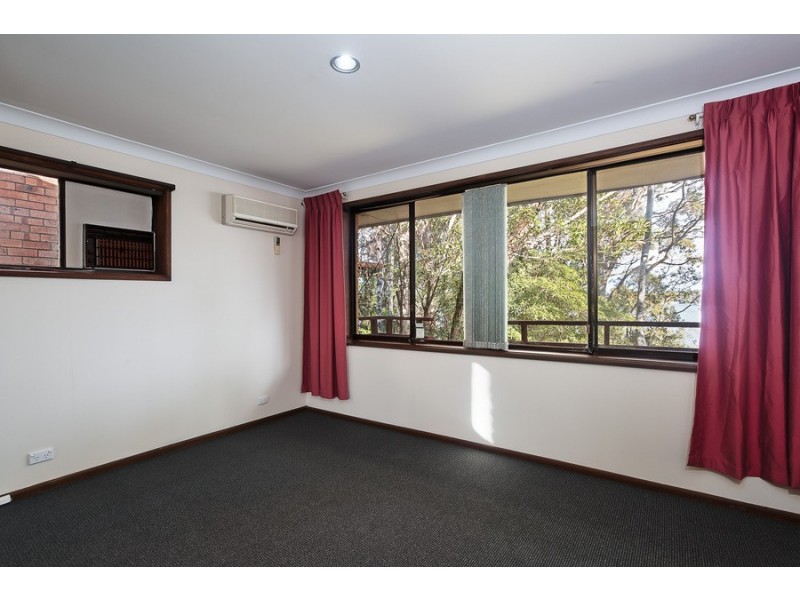 10 Blandford Street, Fennell Bay NSW 2283