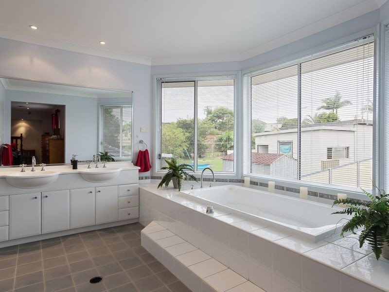 24 Brooks Street, Arcadia Vale NSW 2283