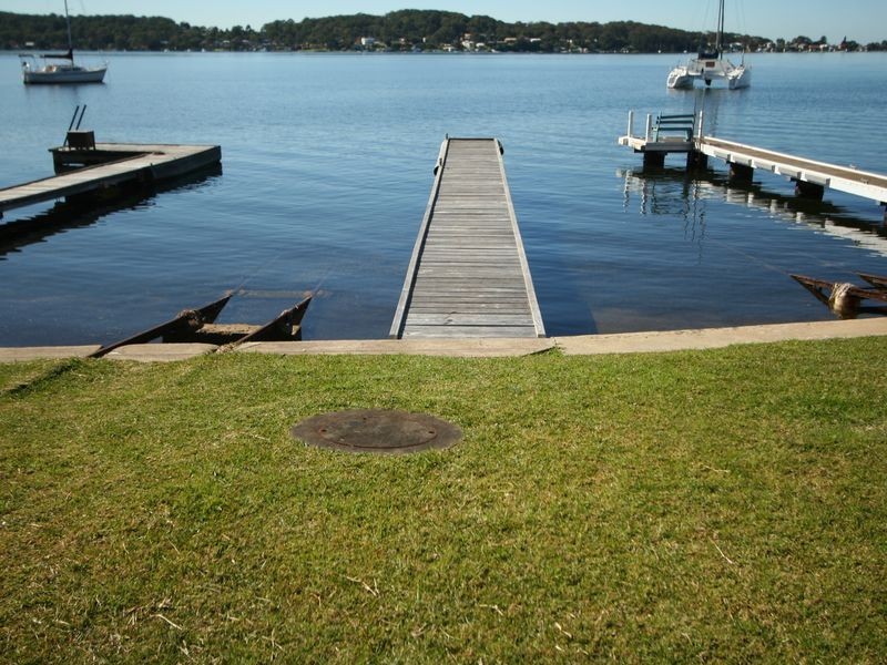 97 Fishing Point Road, Fishing Point NSW 2283