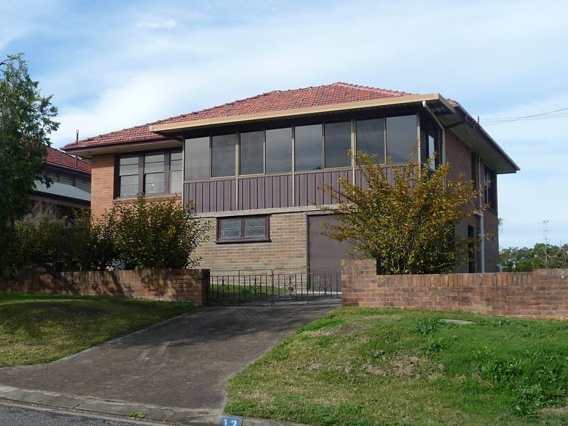 12 Rens Street, Booragul NSW 2284