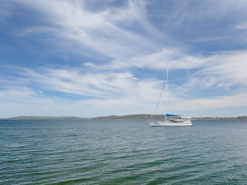 31 Grant Road, Coal Point NSW 2283