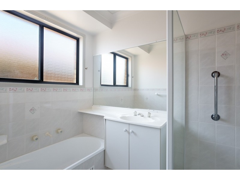 27 Milford Street, Toronto NSW 2283