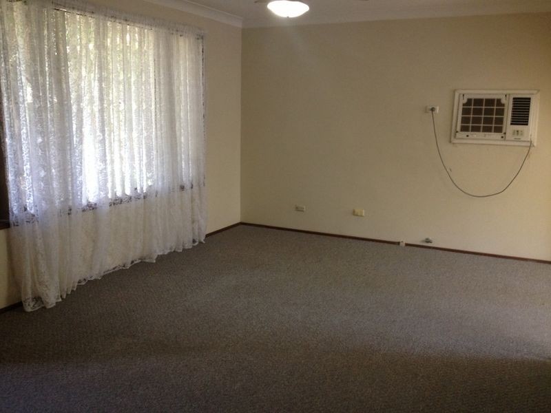 21 Leeward Close, Woodrising NSW 2284