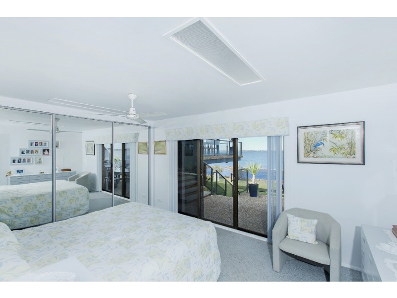 24 Grant Road, Coal Point NSW 2283