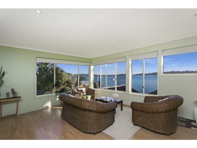 1 Grant Road, Coal Point NSW 2283