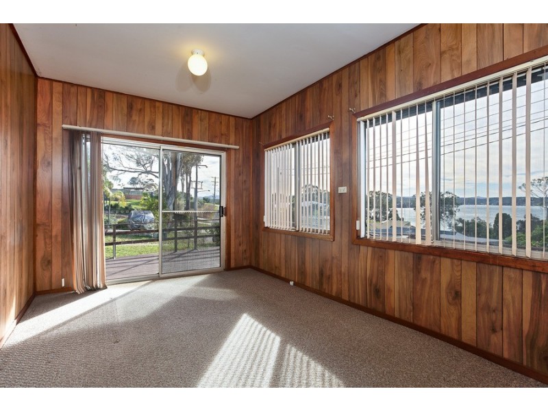 188 Watkins Road, Wangi Wangi NSW 2267