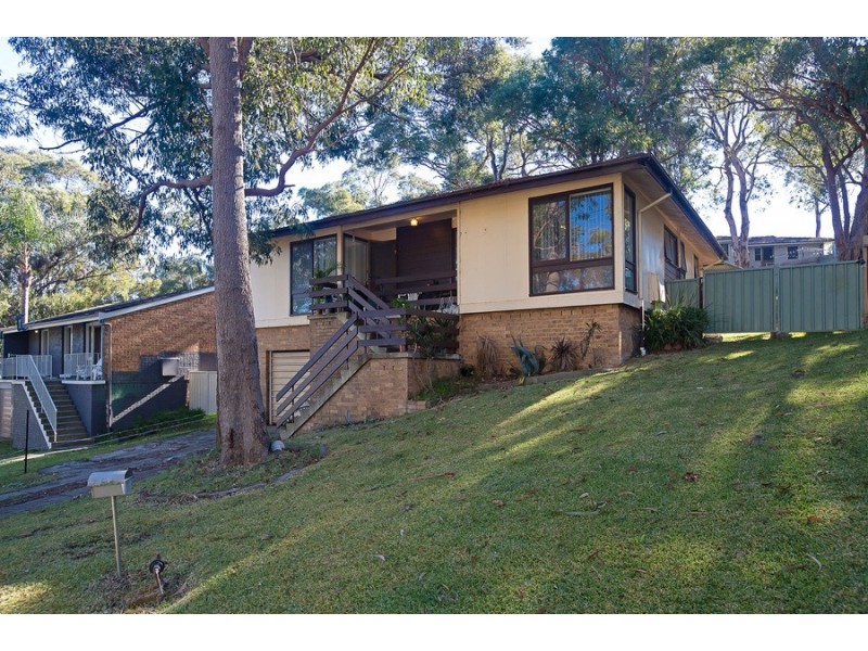 7 Korekoba Place, Bolton Point NSW 2283
