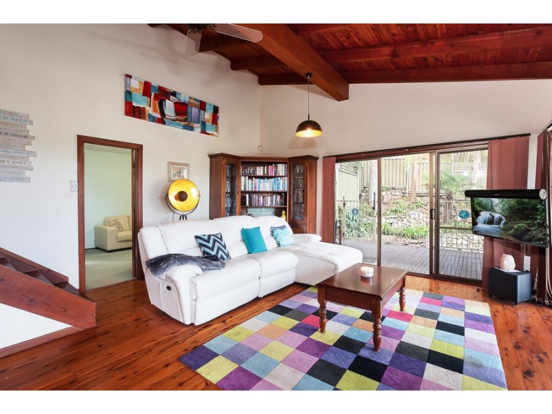 58 Coal Point Road, Coal Point NSW 2283