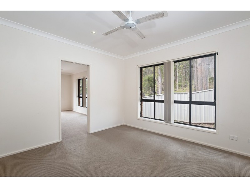18b Eagle Close, Woodrising NSW 2284