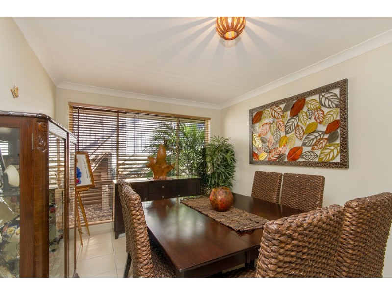 6 Claret Ash Close, Toronto NSW 2283