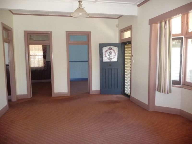 182 Excelsior Parade, Toronto NSW 2283