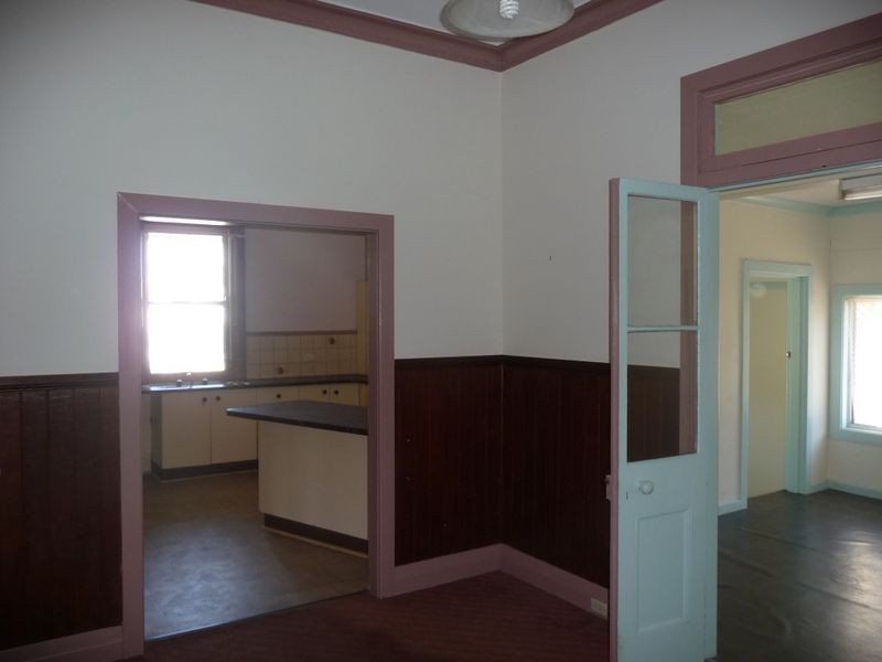 182 Excelsior Parade, Toronto NSW 2283