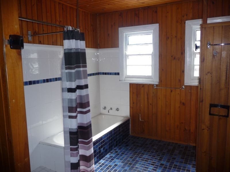 182 Excelsior Parade, Toronto NSW 2283