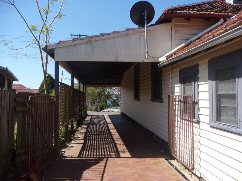 182 Excelsior Parade, Toronto NSW 2283