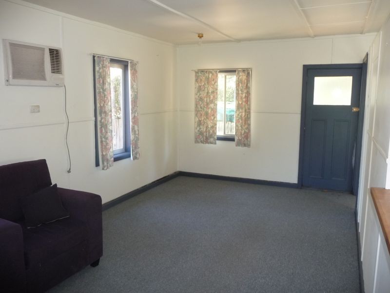 182 Excelsior Parade, Toronto NSW 2283