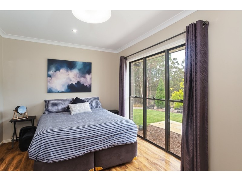 9 Centennial Parkway, Kilaben Bay NSW 2283