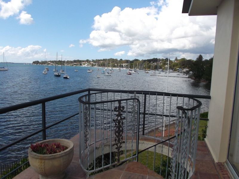 10 Moore Street, Toronto NSW 2283