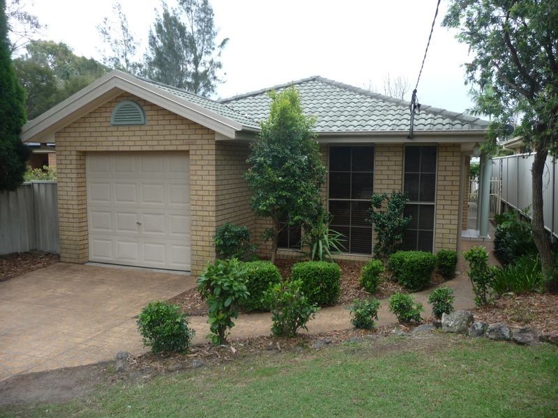 41 Amos Street, Bonnells Bay NSW 2264