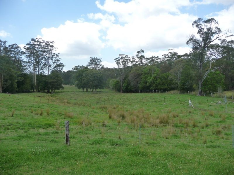 1802 Freemans Drive, Freemans Waterhole NSW 2323