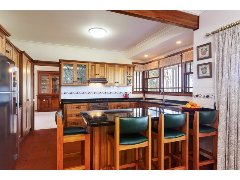 61 Coal Point Road, Coal Point NSW 2283