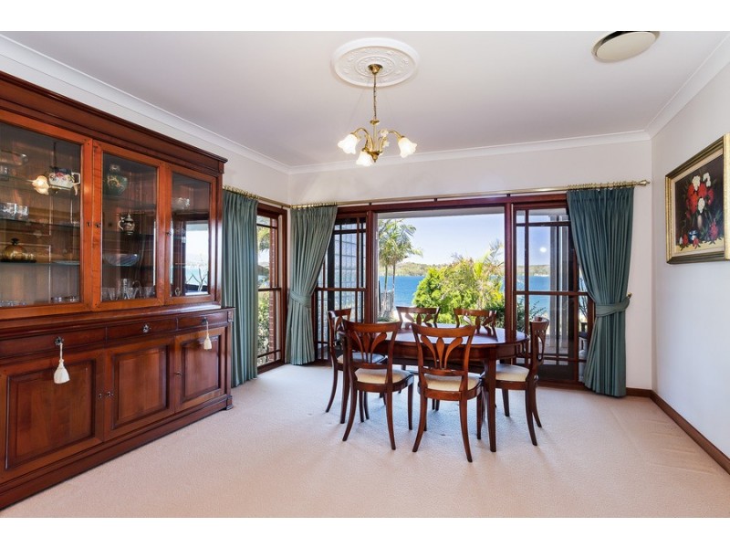 61 Coal Point Road, Coal Point NSW 2283