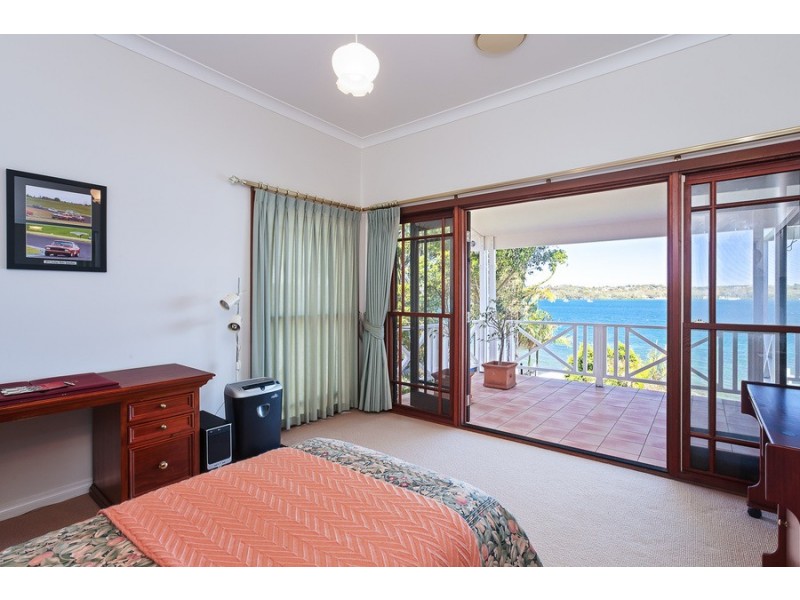61 Coal Point Road, Coal Point NSW 2283