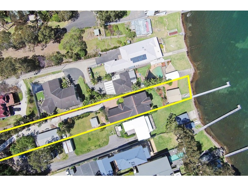 61 Coal Point Road, Coal Point NSW 2283