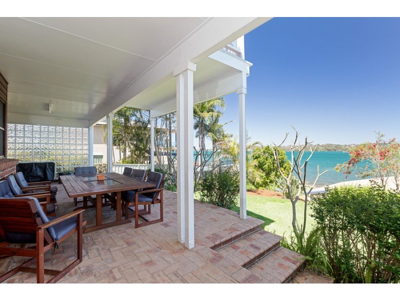 61 Coal Point Road, Coal Point NSW 2283