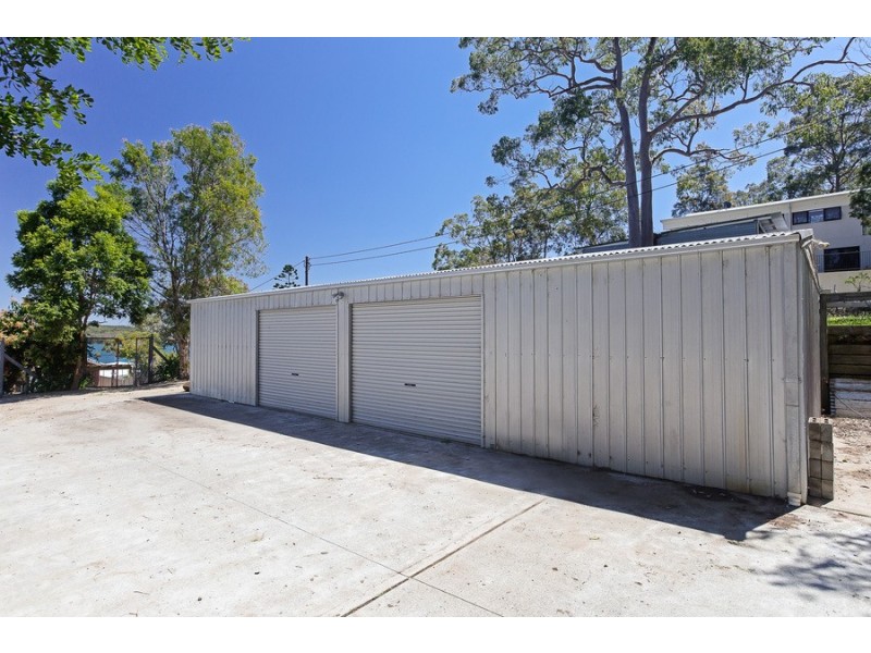 61 Coal Point Road, Coal Point NSW 2283