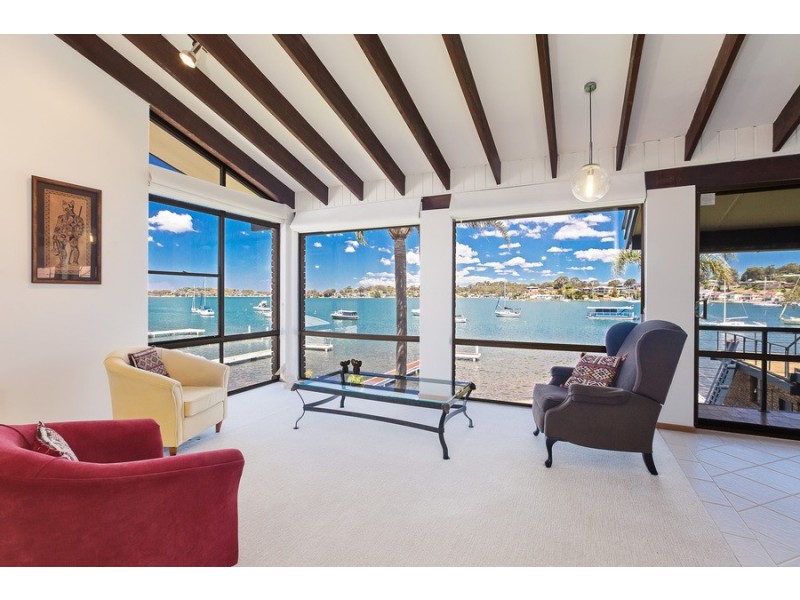 158 Sealand Road, Fishing Point NSW 2283