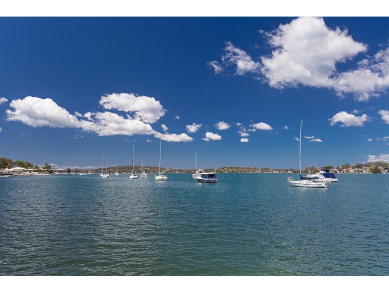 158 Sealand Road, Fishing Point NSW 2283