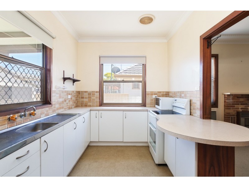 30 Kyneton Street, Belmont NSW 2280