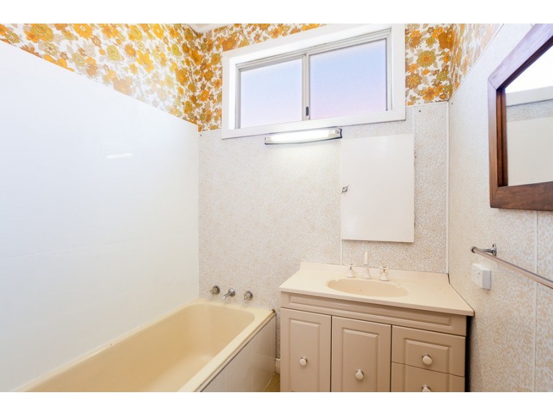 30 Kyneton Street, Belmont NSW 2280