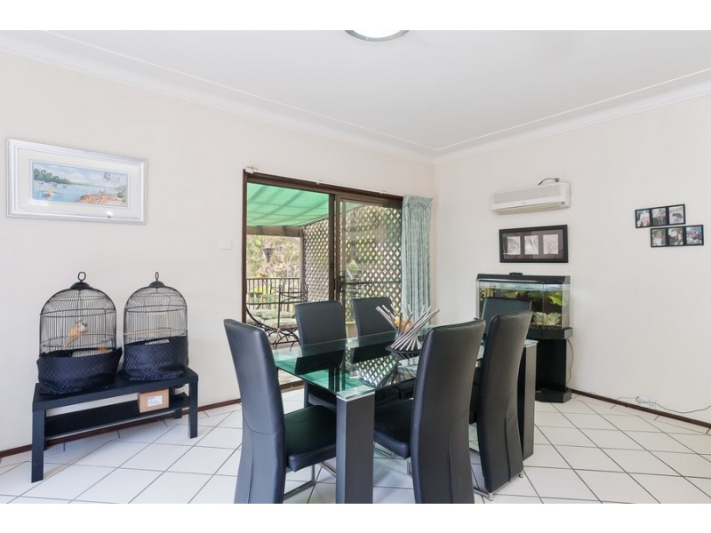 335 Coal Point Road, Coal Point NSW 2283