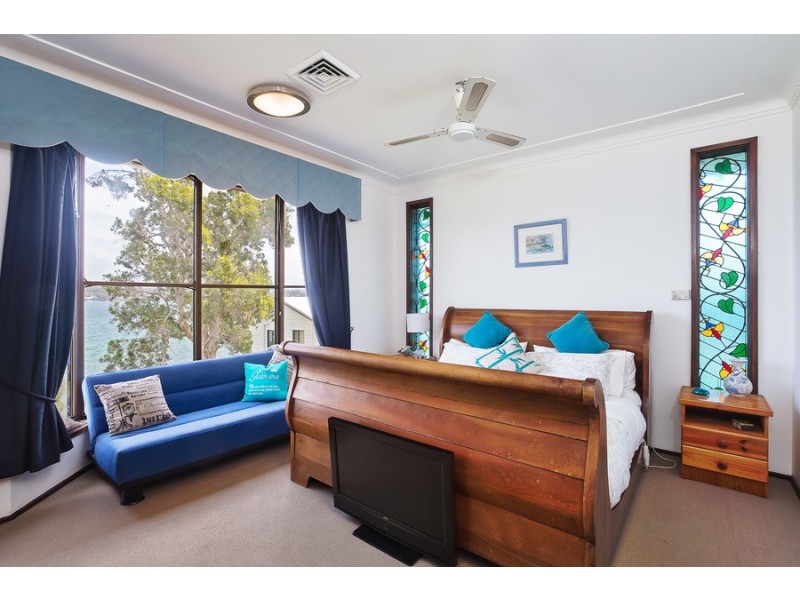 335 Coal Point Road, Coal Point NSW 2283