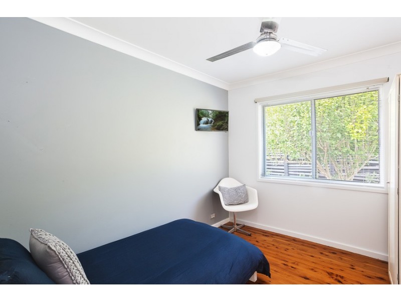 68 Alkrington Avenue, Fishing Point NSW 2283