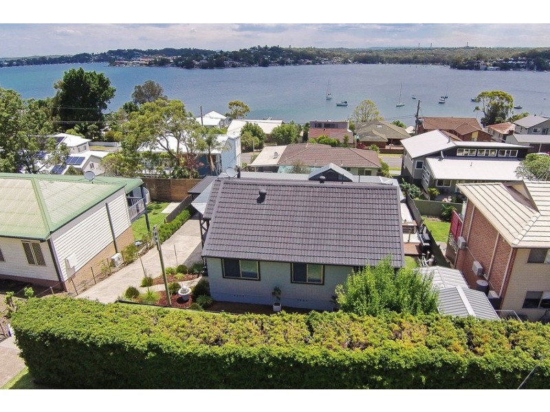 68 Alkrington Avenue, Fishing Point NSW 2283