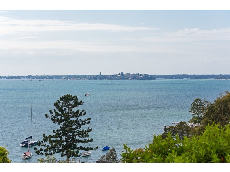 93 Skye Point Road, Coal Point NSW 2283
