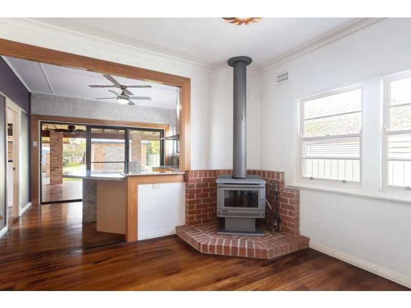 27 Venetia Avenue, Blackalls Park NSW 2283