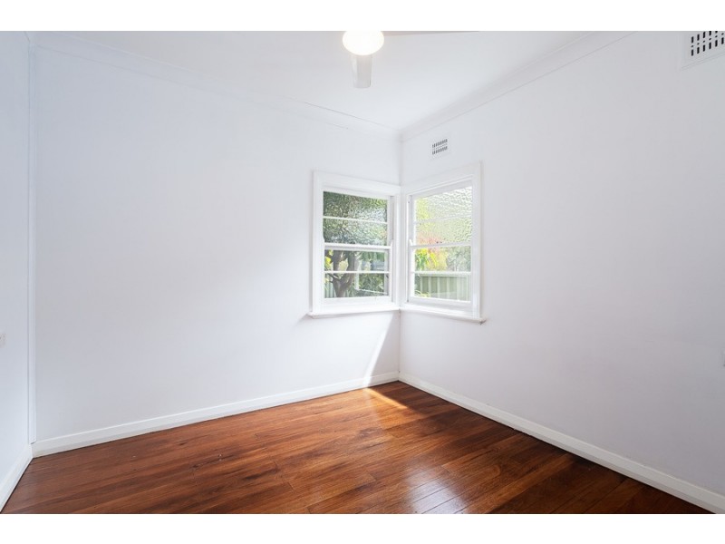 27 Venetia Avenue, Blackalls Park NSW 2283