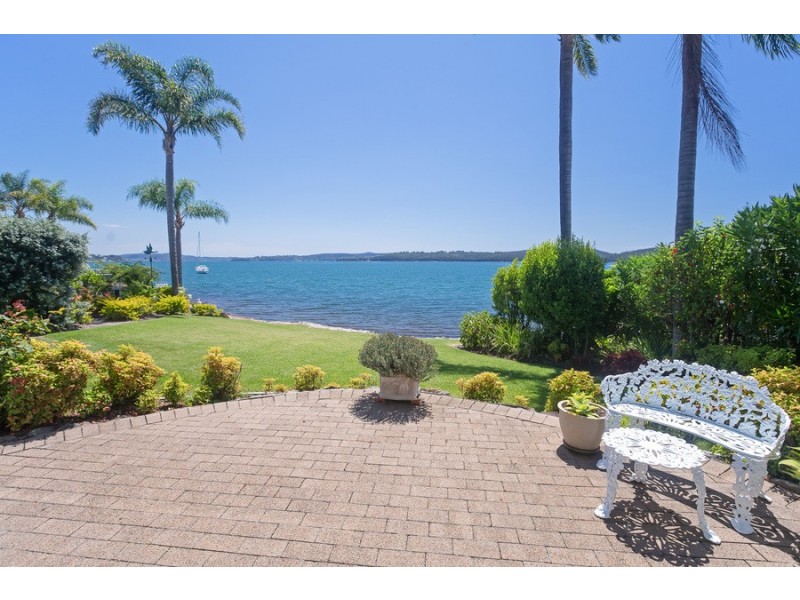 15/21 Excelsior Parade, Carey Bay NSW 2283