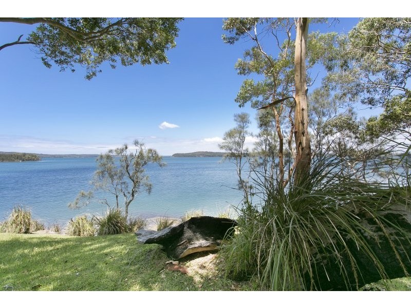 320 Dobell Drive, Wangi Wangi NSW 2267