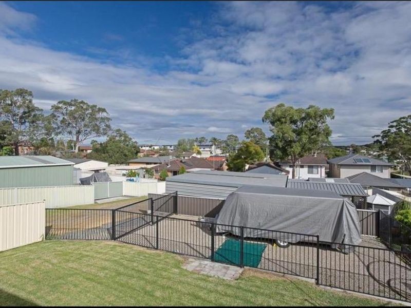 22 Carlisle Row, Fishing Point NSW 2283