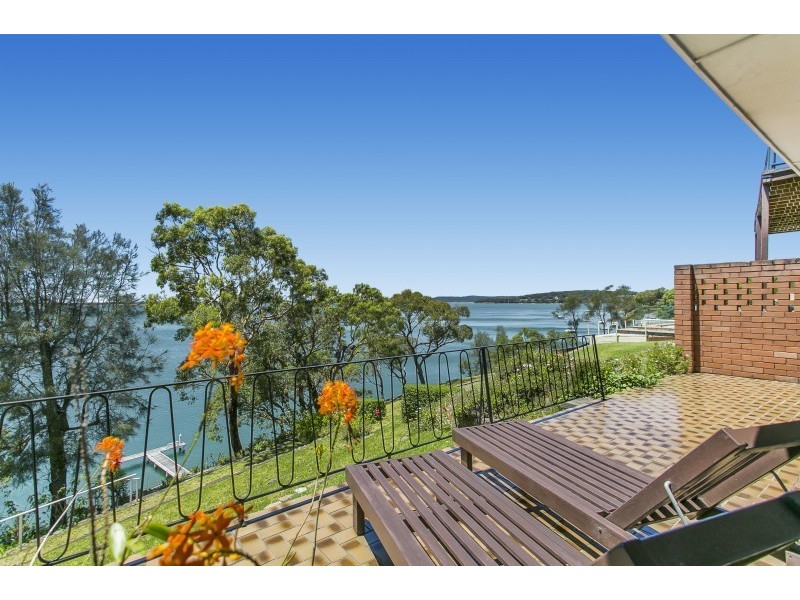 3 Datchet Street, Fishing Point NSW 2283