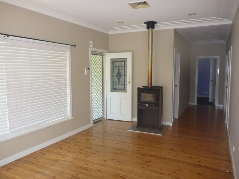 17 Hallvert Crescent, Charlestown NSW 2290