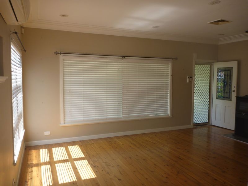 17 Hallvert Crescent, Charlestown NSW 2290