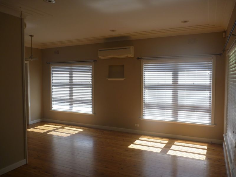 17 Hallvert Crescent, Charlestown NSW 2290